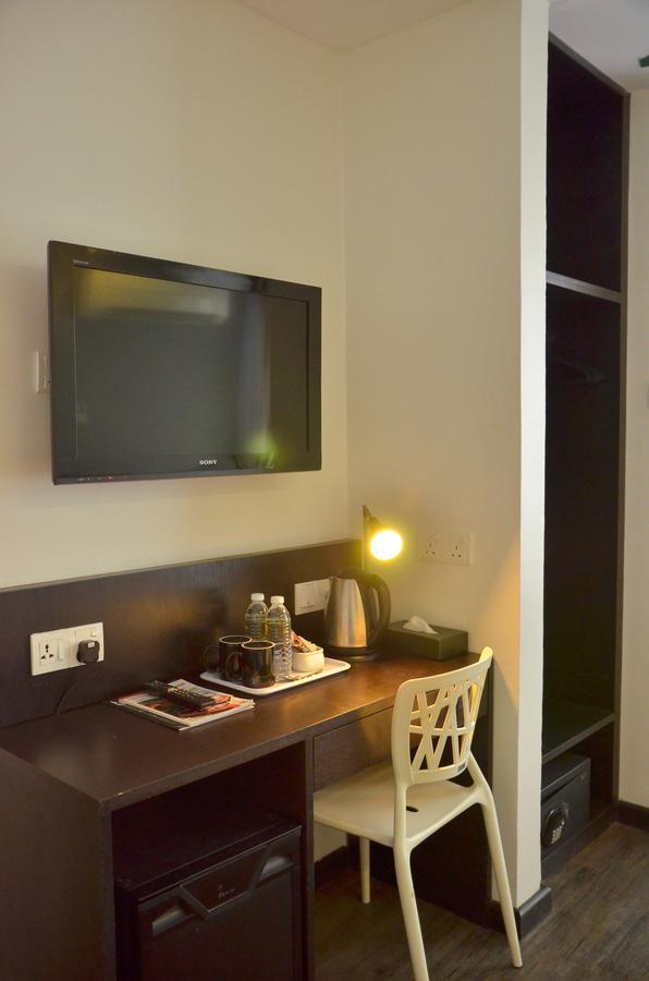 วิโวโฮเต็ล Hotel กวนตัน ภายนอก รูปภาพ