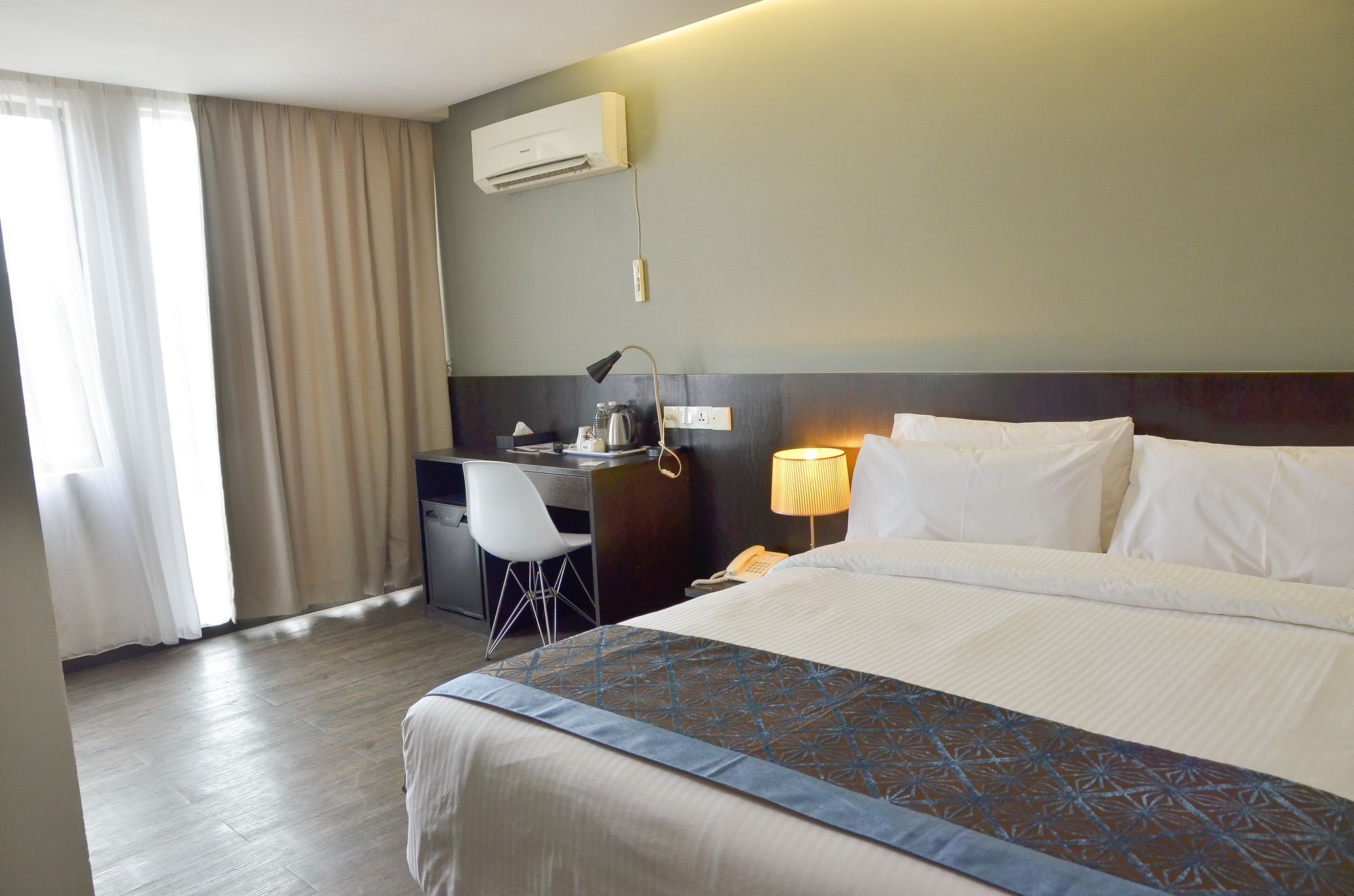 วิโวโฮเต็ล Hotel กวนตัน ภายนอก รูปภาพ